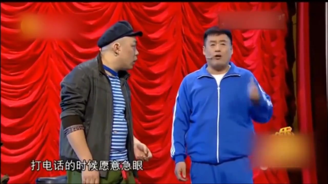 宋晓峰小品《父亲,大金链子狂炫富,爆笑全场