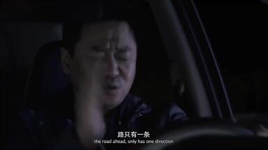 <em class="keyword">我是证人</em>：警察送盲女回家，当打开车窗时，盲女突然发现证词有误
