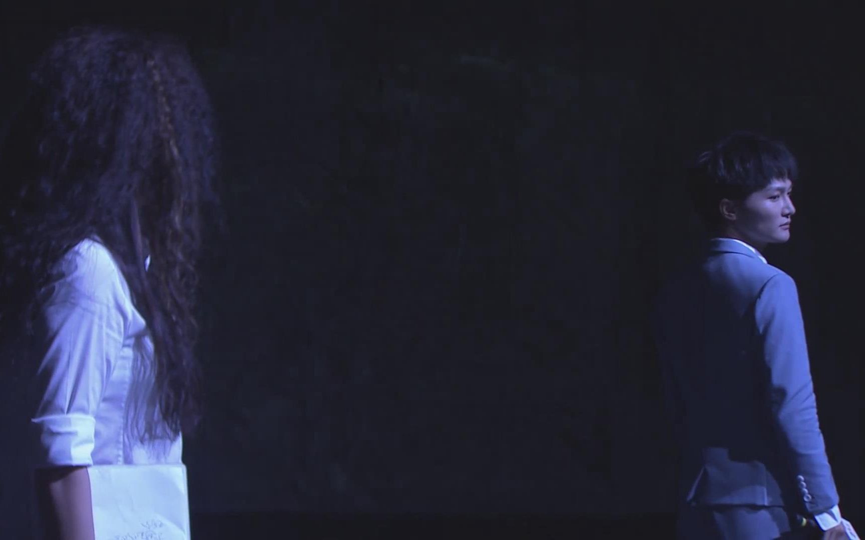 【周深】《只有爱》《毒药》新歌首唱丨《只有爱·戏剧幻城》云首演直播