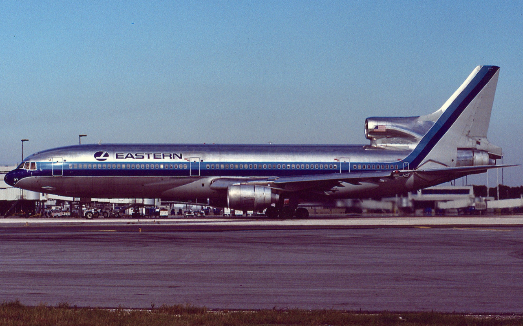 一架飞机的故事——N317EA 洛克希德L-1011 Tristar 1