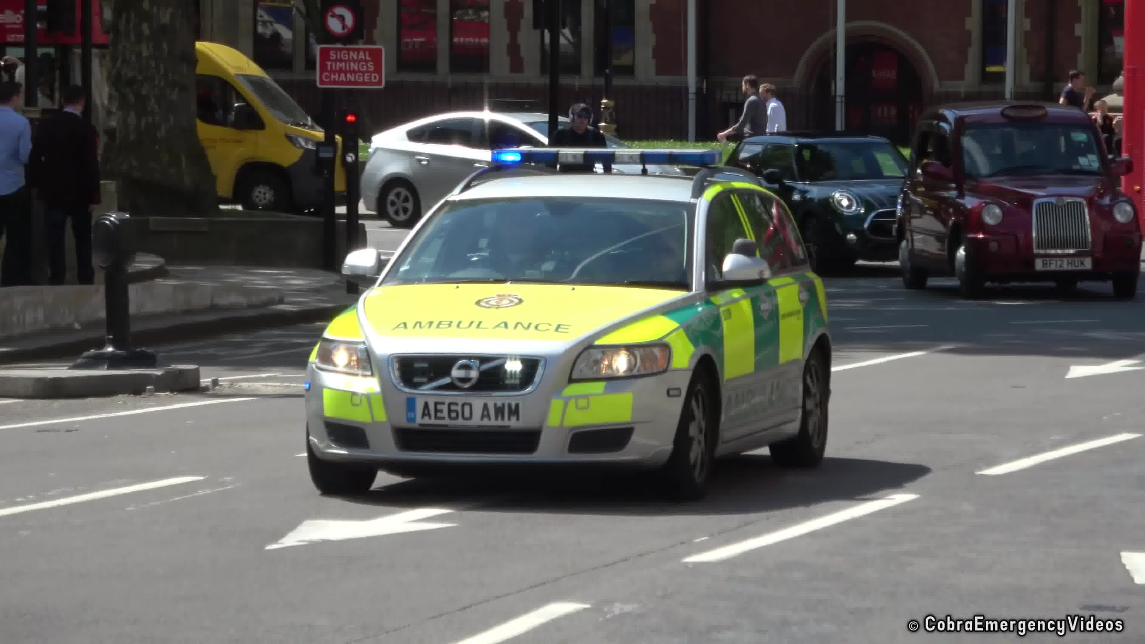 英国 比利时 荷兰应急车辆出警合集 哔哩哔哩 つロ干杯 bilibili