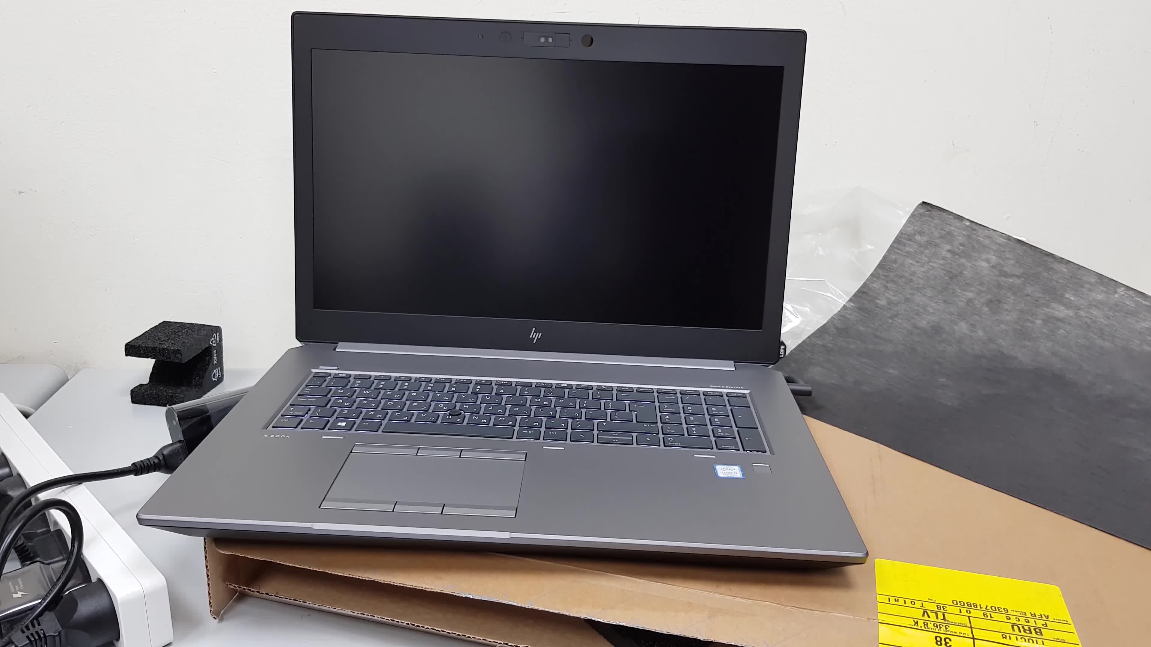 HP ZBook 17 G5 silent unboxing  SolidWorks 2019 performance test & superpositio哔哩哔哩bilibili