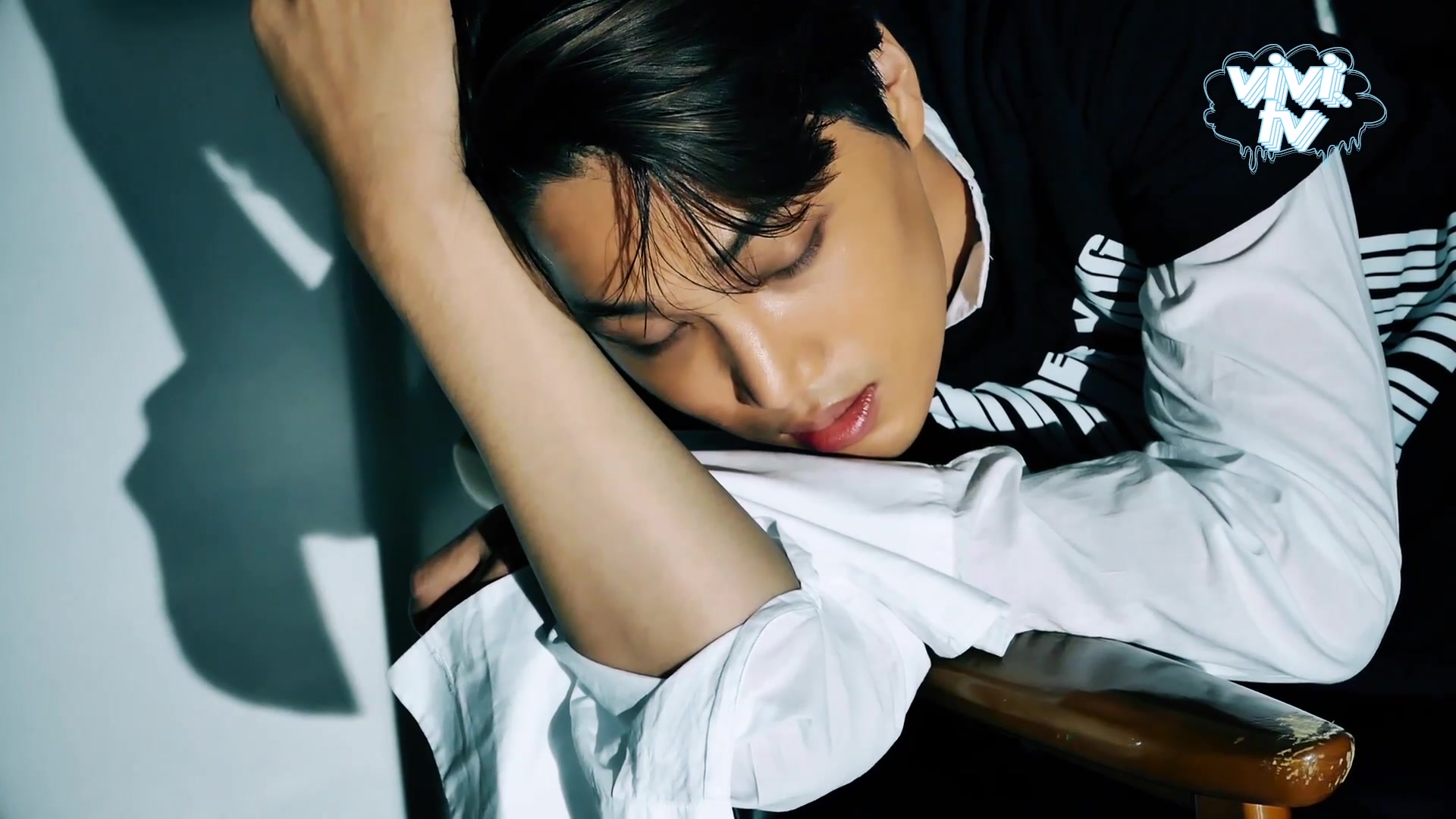 [exo kai] 161107 exo vivi tv 特别影像 金钟仁篇