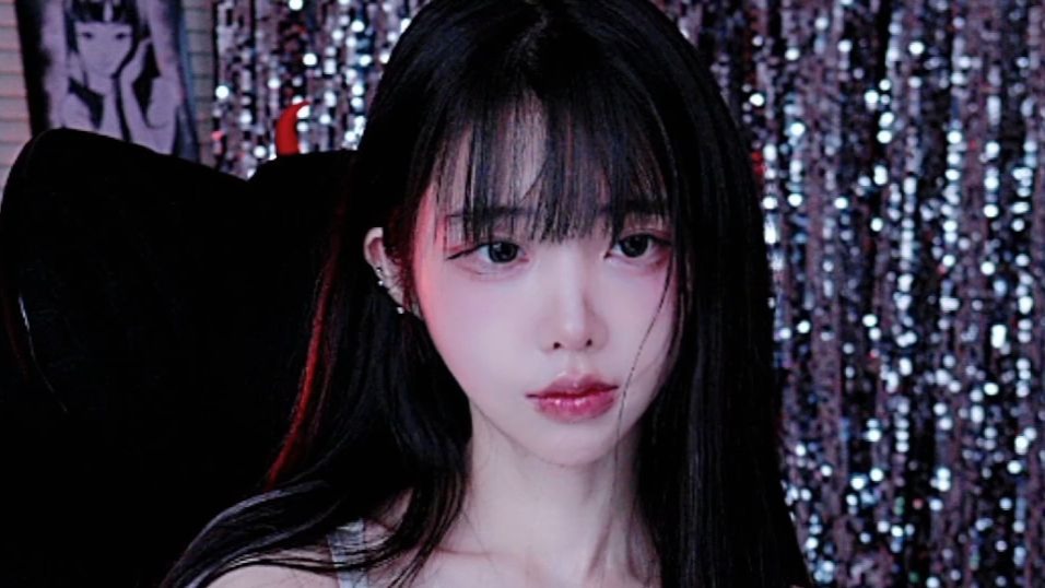 afreecatv_cinnamoroll_2025-11-28 13-46-04_1080p_언더붑좌