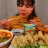 【英文吃播】Veronica Wang吃辣猪骨汤、煎饺；午餐肉意面、饺子