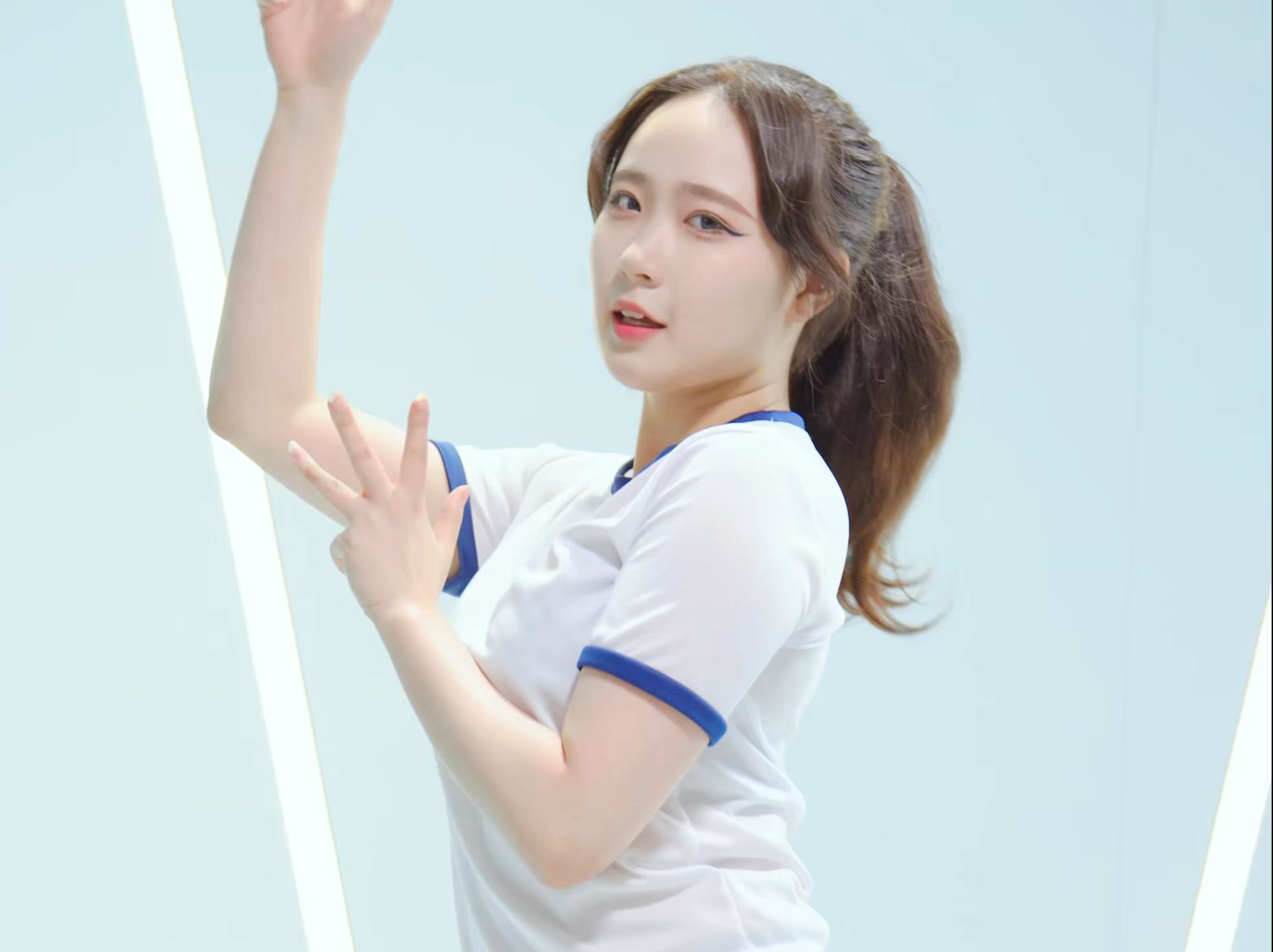 郑仁Jeongin OOH-AHH 220327