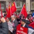 蔡英文窜美，当地华人在其下榻酒店外抗议高唱《歌唱祖国》