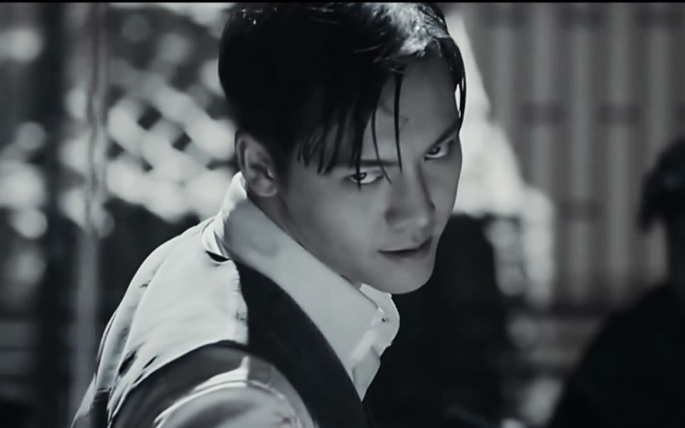 《老九门》霆颖吻戏床咚甜蜜亲到停不下来 电视剧 高清