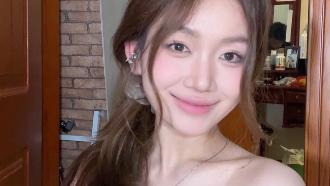 这对吗？画完妆初恋说我整容了……