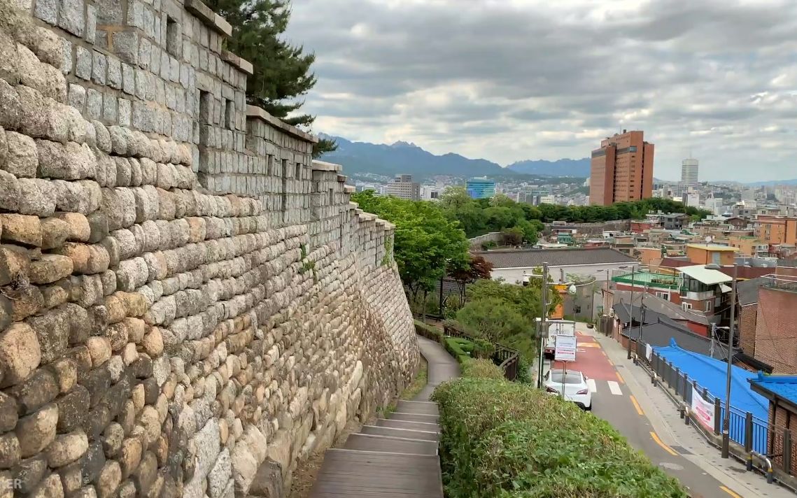 超清韩国漫步首尔汉阳都城巡城路首尔城墙20205