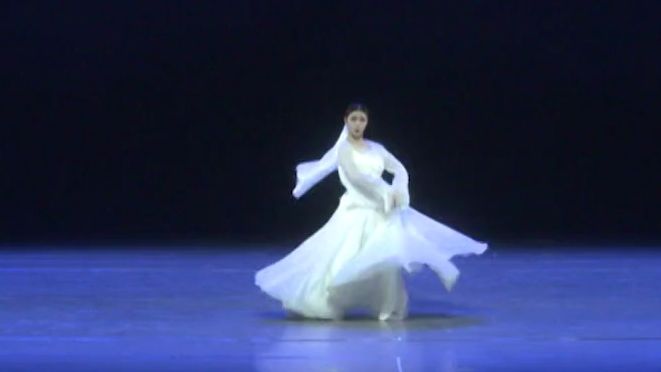 中央民族歌舞团 蒙古族独舞《送亲歌》