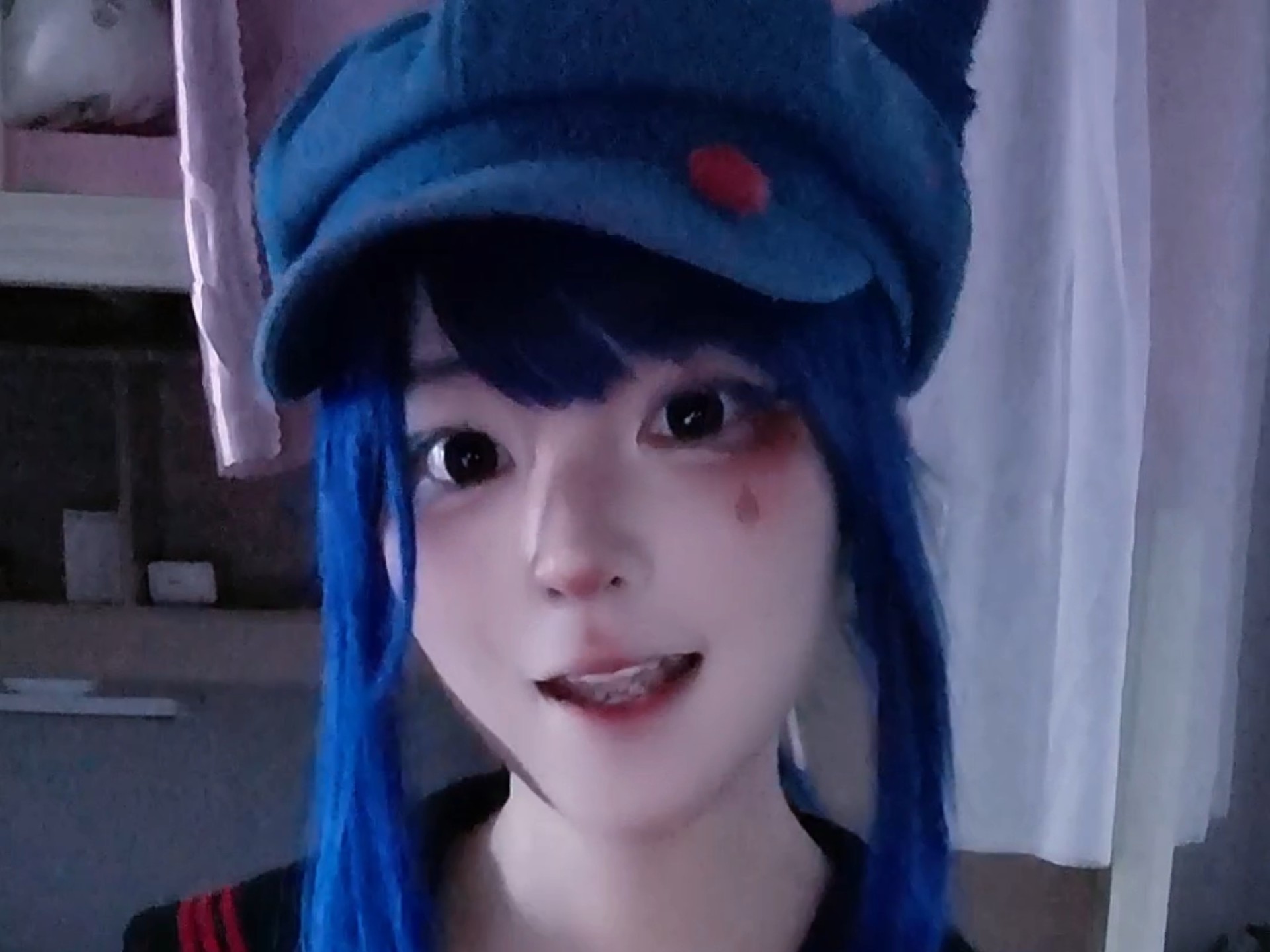 【帽子米塔cos】☆˶> x