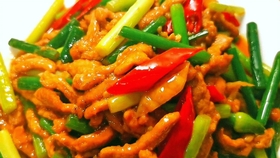 炒肉丝怎样不沾锅 684dba314dd5e80296a593e7138524245fee387c.jpg@280w_158h_1c_100q.jpg