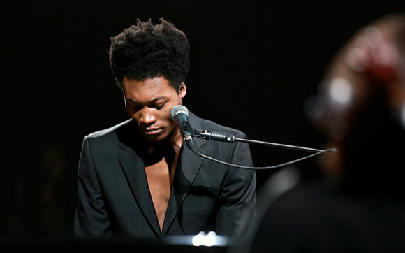 benjamin clementine,benjamineidem 【benjamin clementine / adios】burberry 2016秋冬男装秀之背景音乐