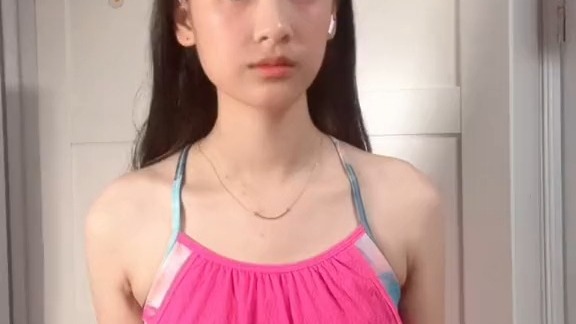 桃幺幺（៷ ᳐>𖥦< ᳐៷）