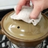 广东啫啫鲈鱼煲家常做法，不加一滴水，6分钟出锅，香嫩滑口好吃