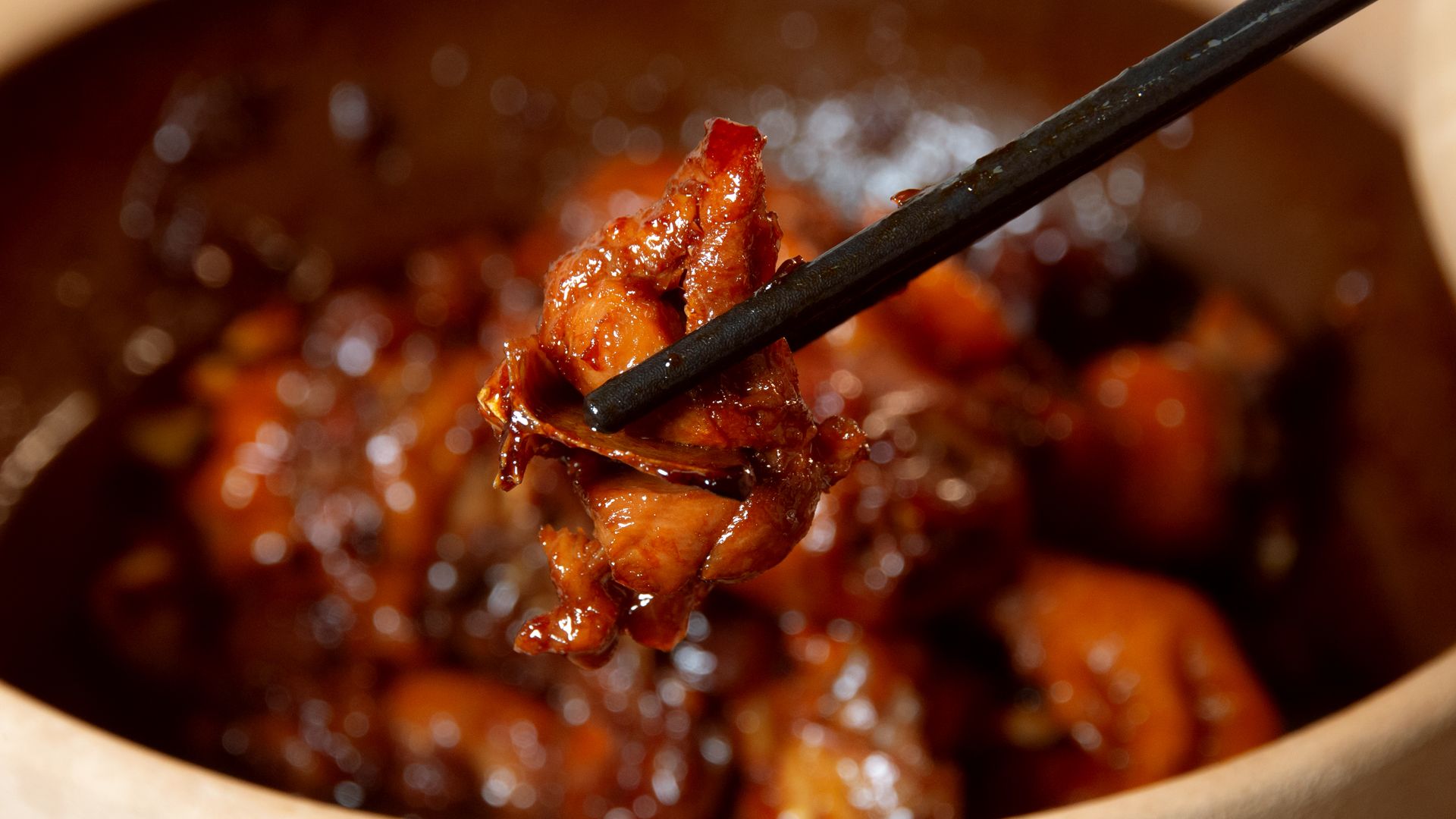 大厨教你“三杯鸡”用这三杯，光闻味就能下两碗饭