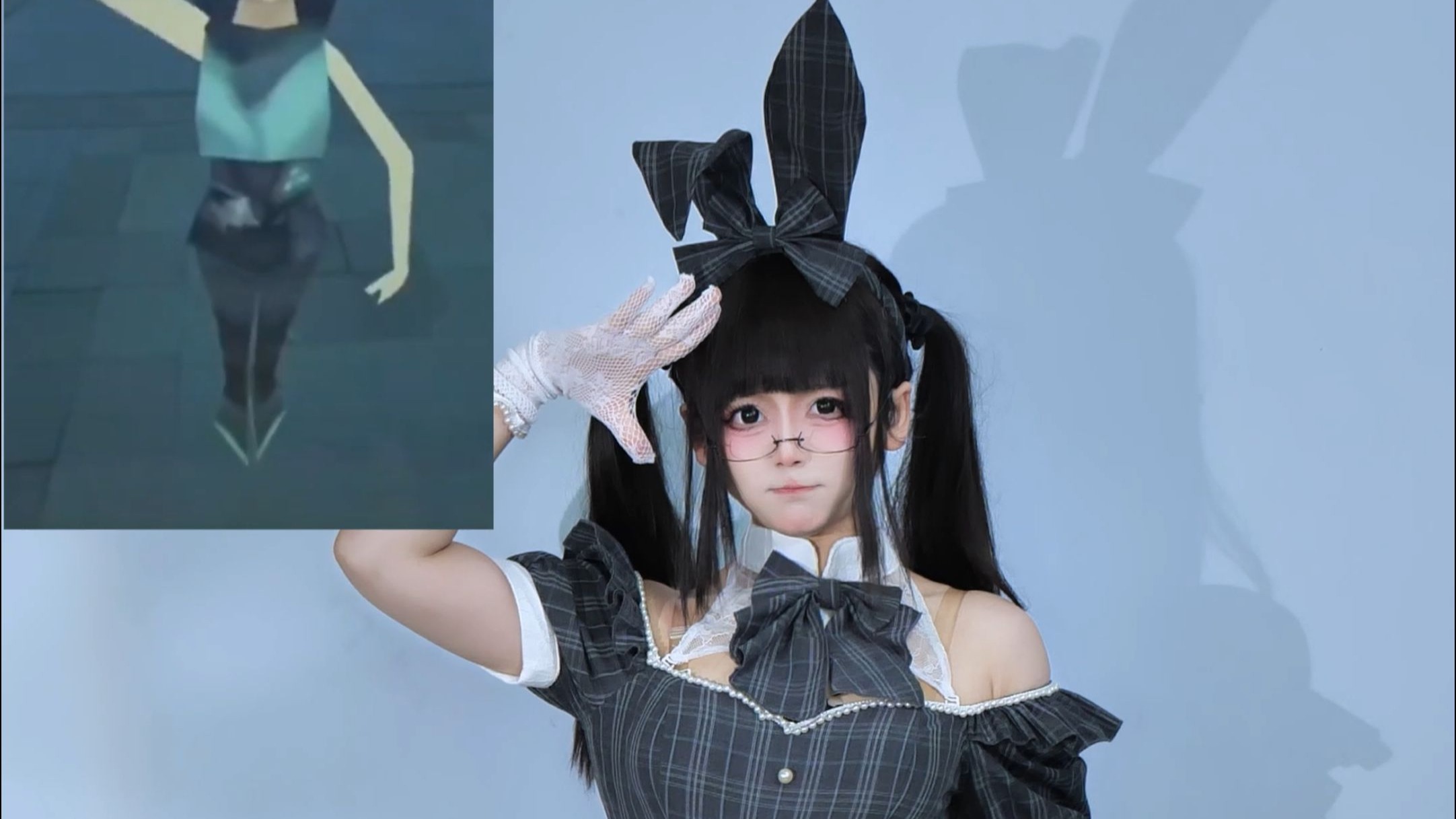 Who lives in the giant pineapple in the deep sea!