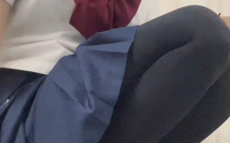 Forever a fan of thick black