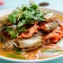 野生小鲫鱼就只有烧汤吗？加入野生河虾，跟大厨学，美味强力飙升