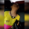 美女你这是睡出了六亲不认的睡姿啊