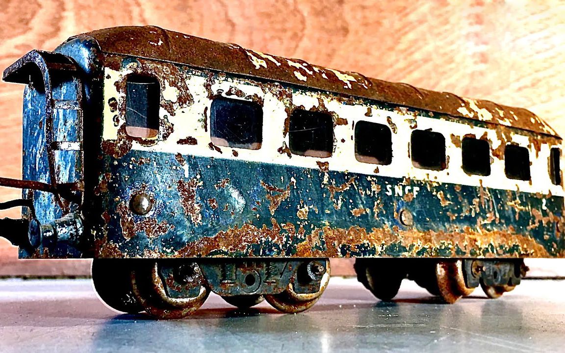 1945年古董小火车车厢模型修复-动手能力强