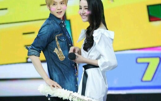 【陆地夫妇】媳妇儿我知足了!鹿迪超甜图集 鹿晗x迪丽热巴