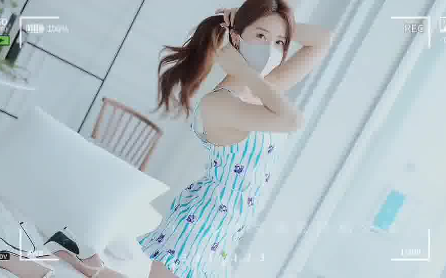 Ms. Rose's soft yellow underwear & Korean fresh dress wear