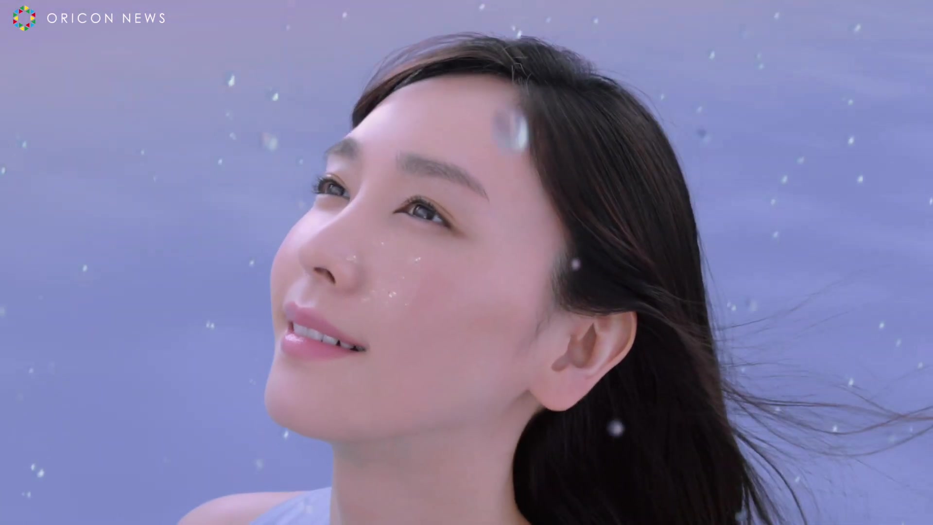 新垣結衣 透明感あふれる美しい素肌 ナチュラルな笑顔で微笑む 雪肌精 クリアウェルネス 新cm メイキング 哔哩哔哩 つロ 干杯 Bilibili