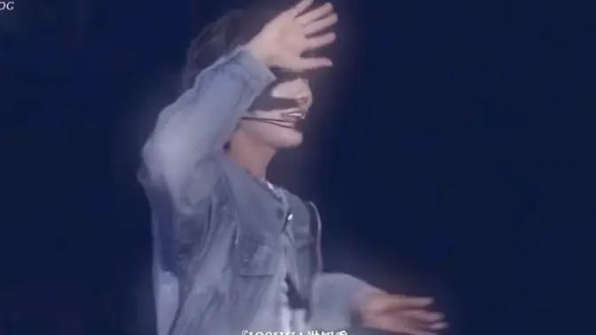美美姐这场真的好甜妹妹头好好看啊啊啊啊是叫妹妹头吧