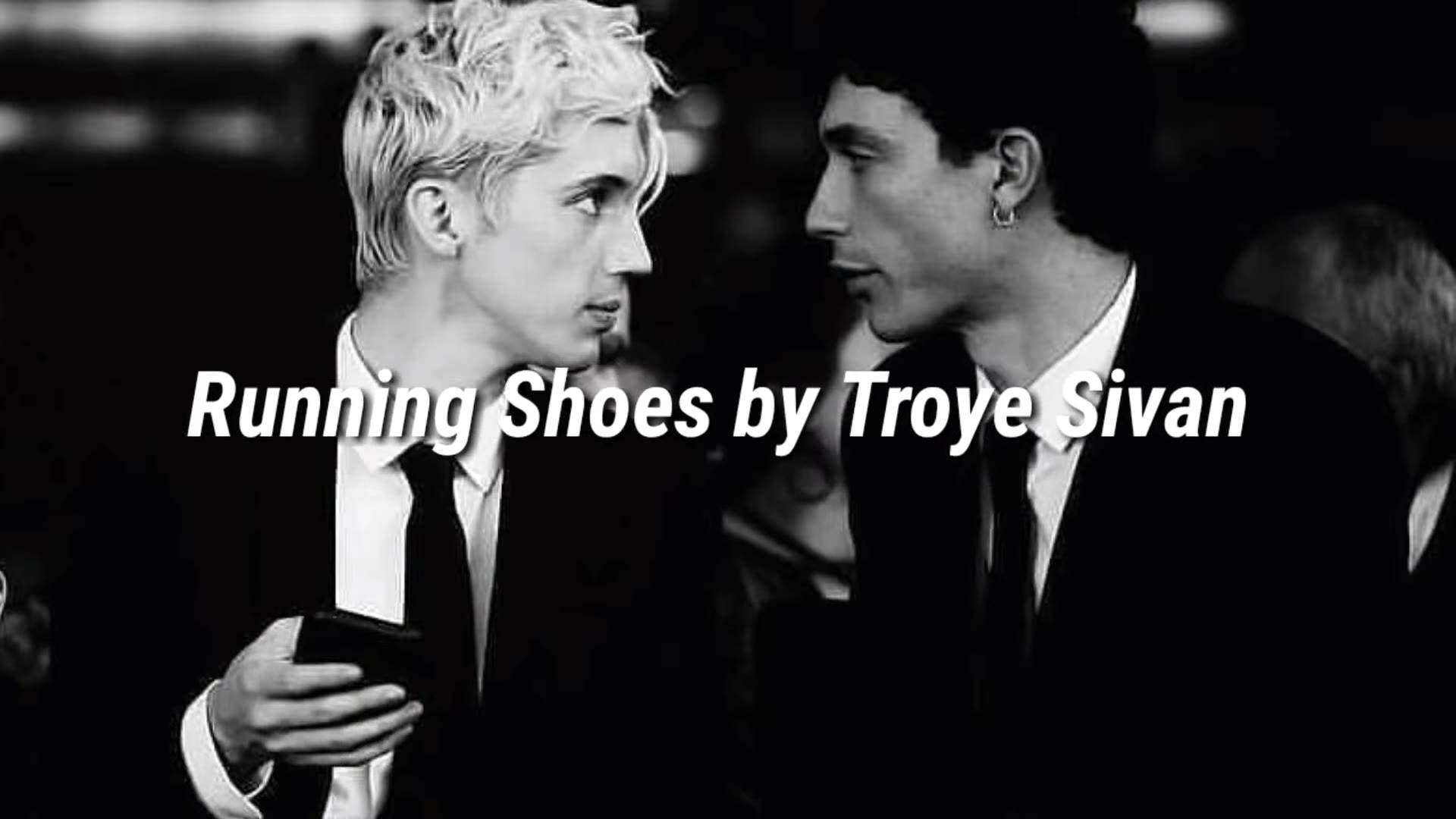 戳爷Bloom专辑未收录的歌 Running Shoes by Troye Sivan (Lyrics)哔哩哔哩bilibili