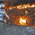 全球十大壮观坑洞榜首：土库曼斯坦达尔瓦扎地狱之门已经燃烧48年