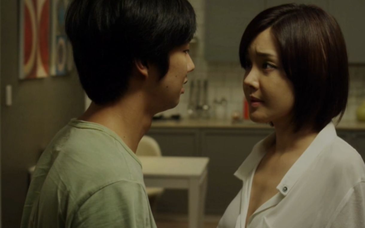 3分钟看完韩国伦理电影《外出》两个家庭4人出轨,看完