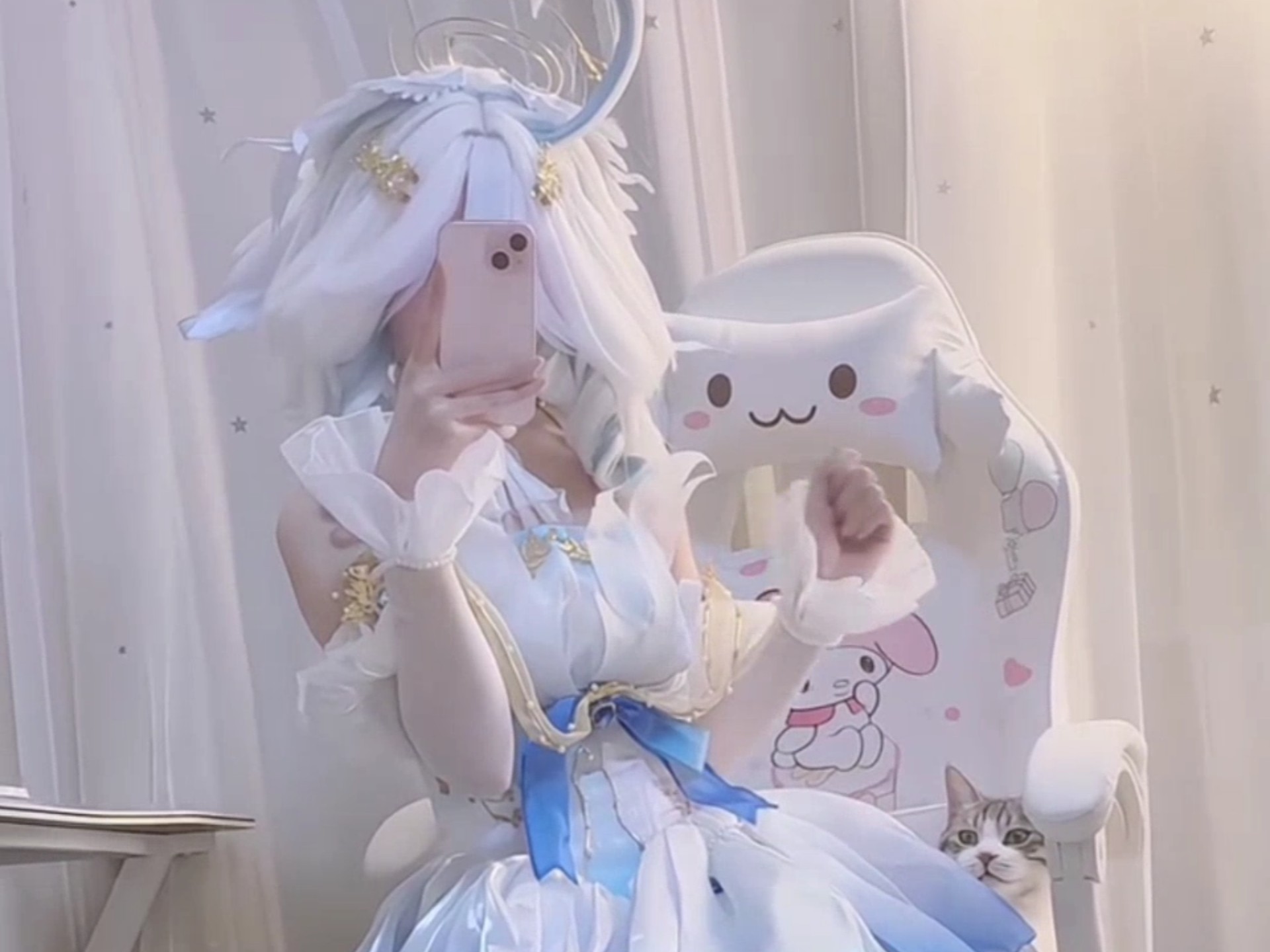 芙芙生日快乐ദ്ദി˶˃ ᵕ ˂ )✧