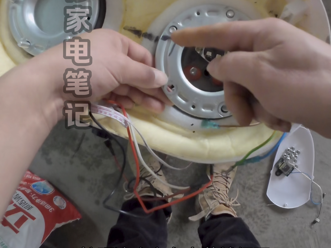 双桶热水器怎么拆洗？详细的保姆级教程来了 详细的拆洗安装步骤，让你可以直接照着步骤拆装清洗，看完你也会觉得太简单了