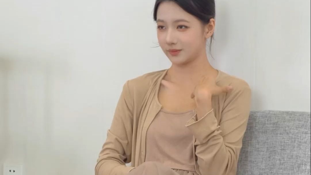 校花琪琪兰衫连衣裙写真花絮完整版