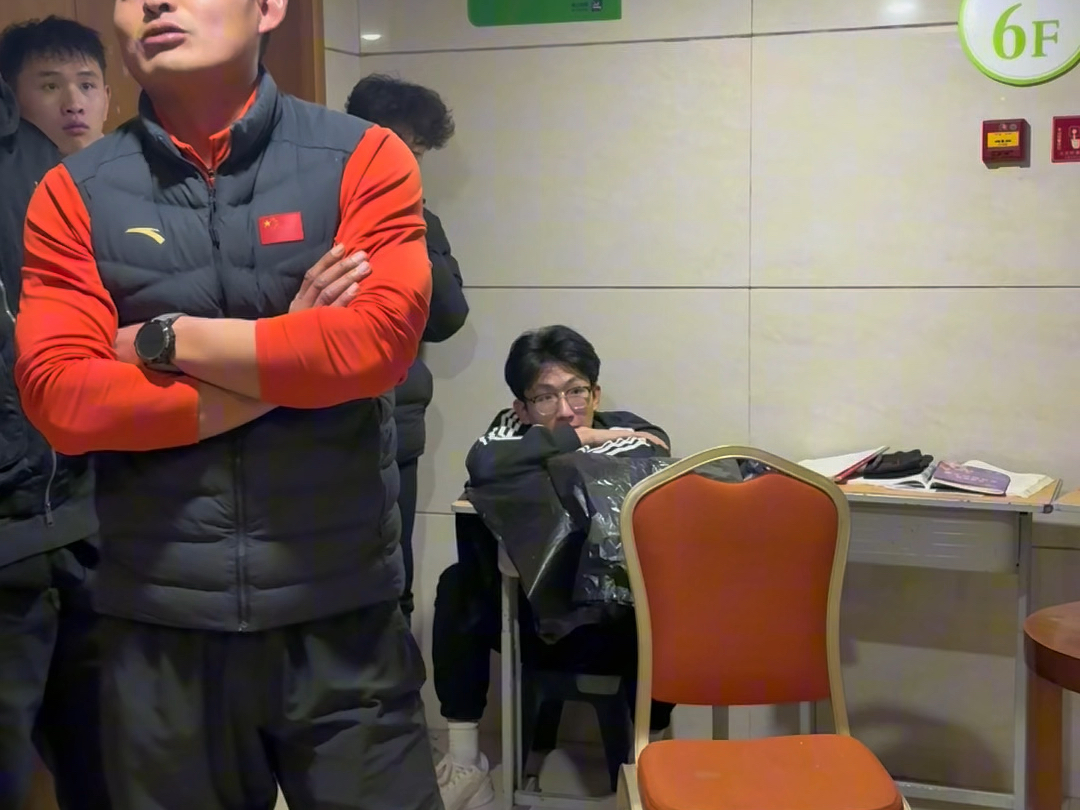 懵懂的年纪 暧昧也是不可取的，你在队里有暧昧对象嘛？#体育生 #体考 #日常训练