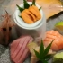 日本料理怀石料理生鱼刺身摆盘 出菜时所拍摄（日常玩儿干冰，扔在料盒里云雾缭绕哈哈）请叫我乐乐桑