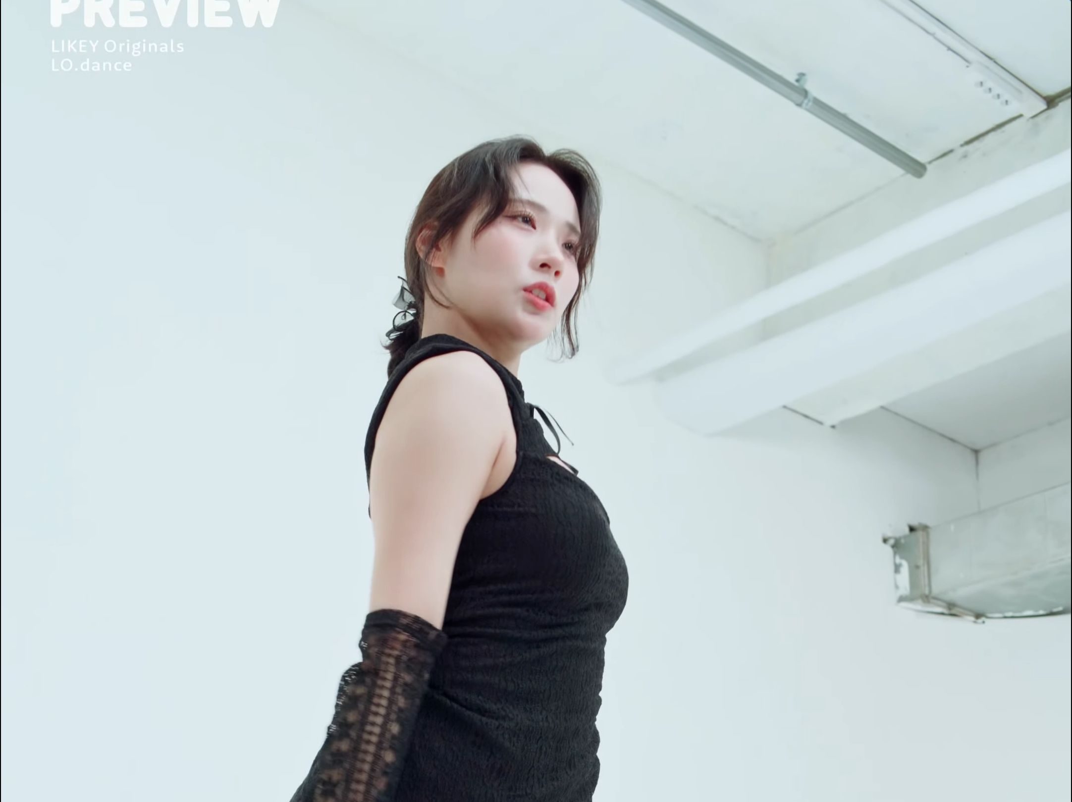 Jung In, Nxde, black sweater dress, side view