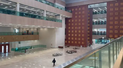 新疆大学图书馆开馆啦