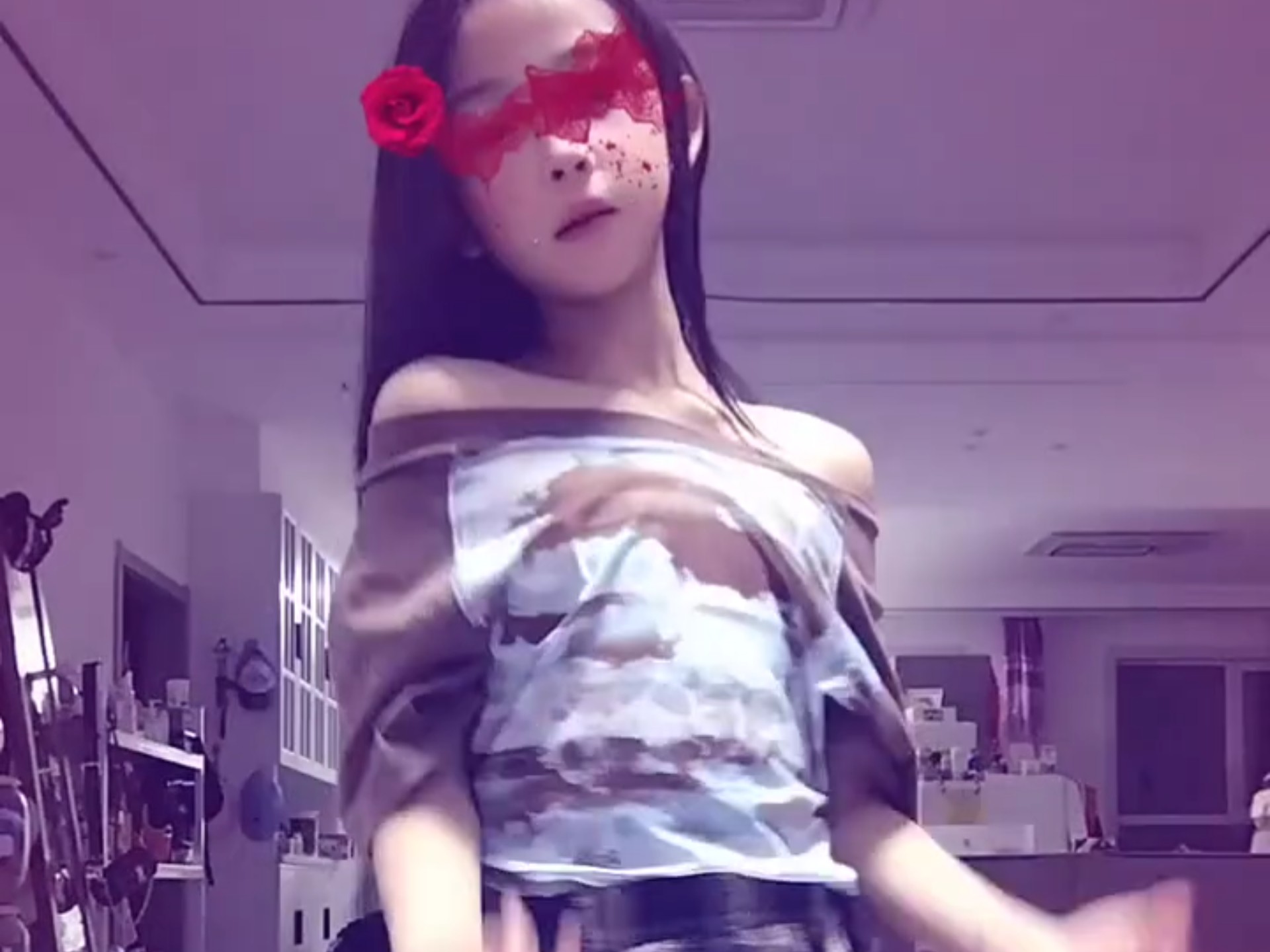 【你兔姐七七桂】视频加载中，速速查收惊喜！