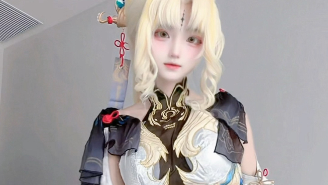 变装如何呢