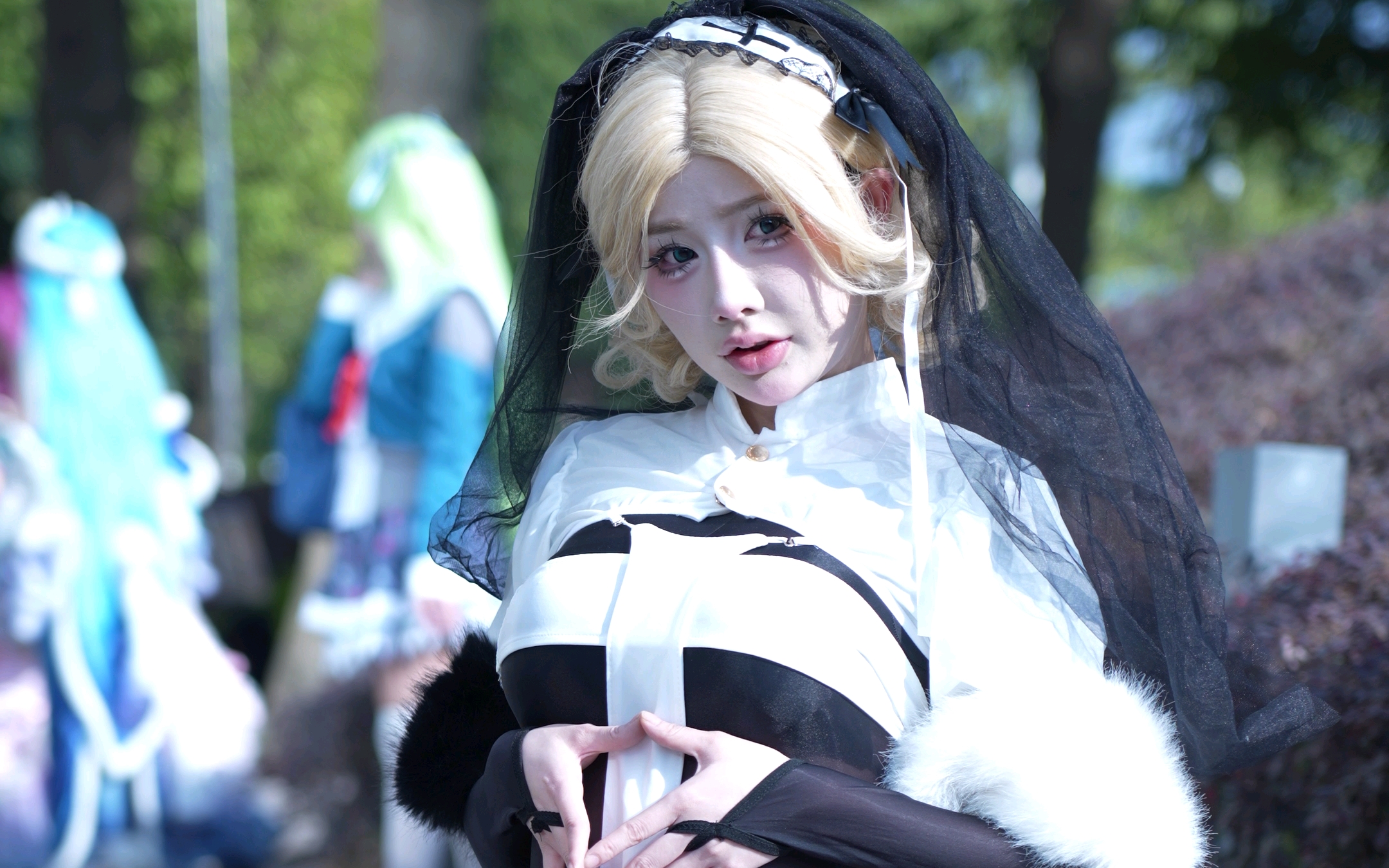 【This Nun is Devilish】- The Sister in Thigh-High Stockings and Black Heels