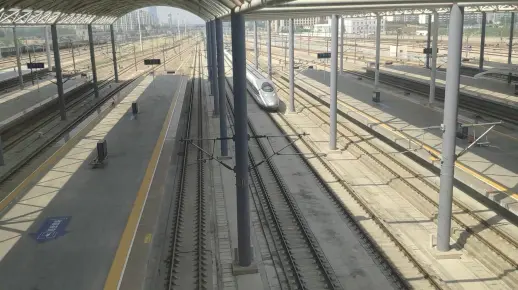 CRH380AL担当G805次列车（北京西-郑州东）高速通过石家庄站