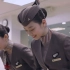 韩亚航空形象大使穿制服体验当空姐