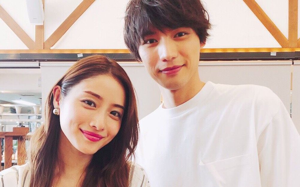 和石原里美&福士苍汰近距离接触的奇迹60秒【十块钱字幕组】