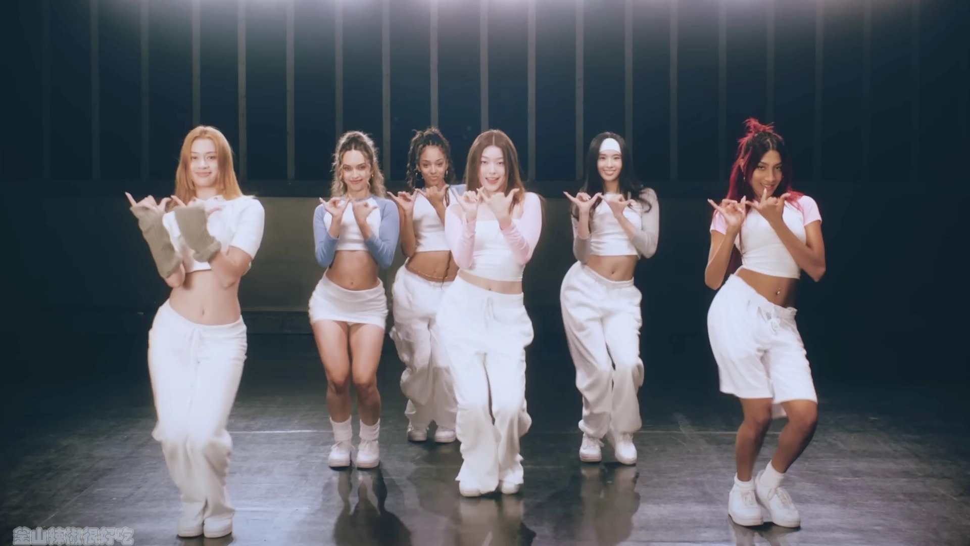 『4K镜面扒舞』HYBE美国女团KATSEYE新曲Touch镜面放大练习室 放大+加亮+替换音源 扒舞用