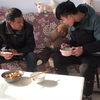 三个男人一个家，没妈的孩子真可怜