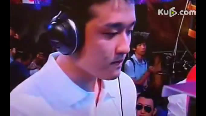 黑光剑圣孙亚龙(笑笑)VS日本巨白-DNF亚洲争