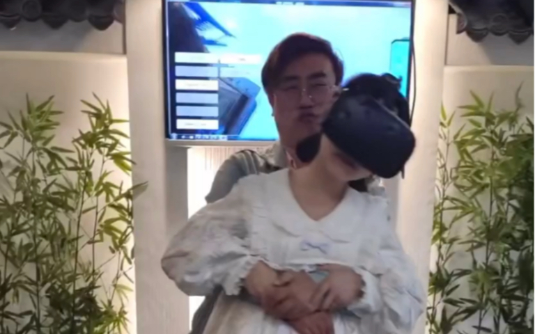 【VR体验】小萝莉